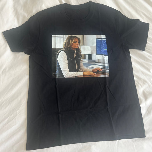 Melania Trump Crypto Trading T-Shirt – Bitcoin, BTC & Wall Street Graphic Tee