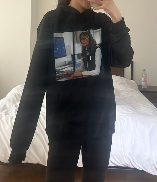 Melania Crypto Trading Hoodie – Bitcoin BTC Fun Streetwear